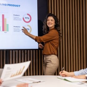 Presentación Corporativa — Deck de hasta 15 slides